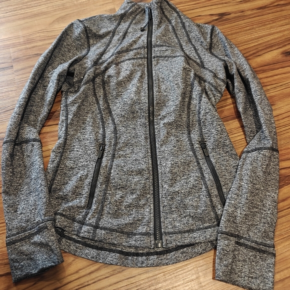 Lululemon Define Jacket In Heathered Gray - Picture 3 of 9